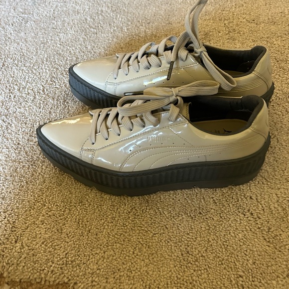Fenty by Rihanna  size 8 - Picture 3 of 13